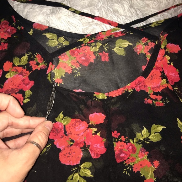 Boutique blouse! Little ware - Picture 3 of 3